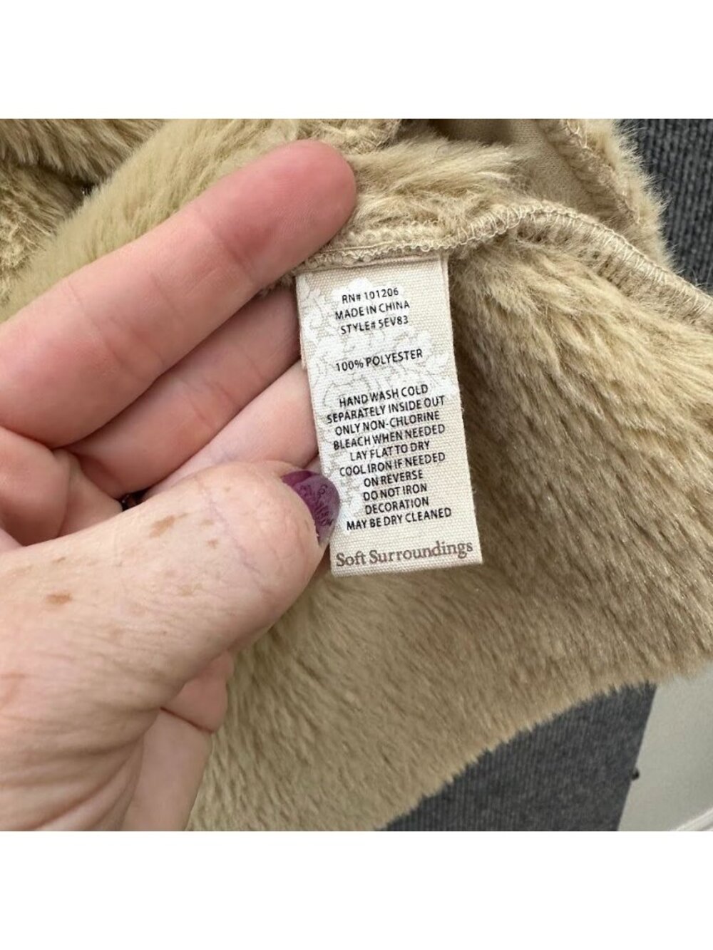 Soft Surroundings Brigitta Coat Embroidered Faux Fur Lined Womens Plus Size 1X - Picture 3 of 8